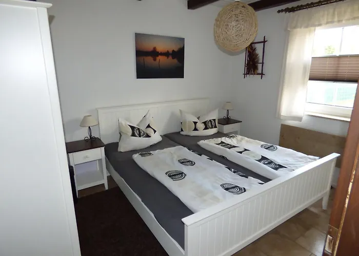 Ferienhaus-natur-erholung-pur-mecklenburgische-seenplatte-zwischen-mueritz-und-ostsee